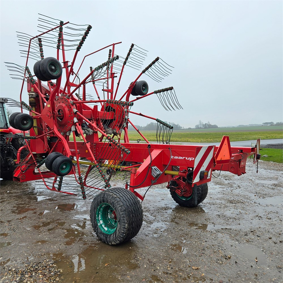 Kverneland Taarup 90150 V - Peralatan untuk pembuatan jerami: gambar 2 Kverneland Taarup 90150 V - Peralatan untuk pembuatan jerami: gambar 2