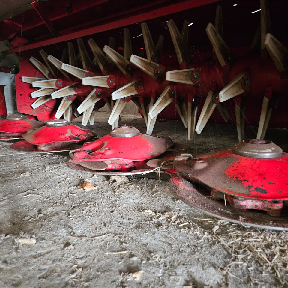 LELY Splendimo 280MC - Mesin pemotong padang rumput: gambar 5 LELY Splendimo 280MC - Mesin pemotong padang rumput: gambar 5