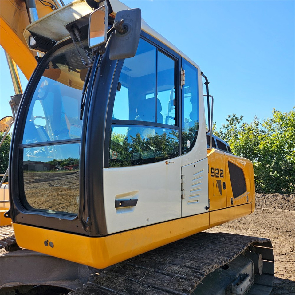 Ekskavator perayap Liebherr R922 LC: gambar 10 Ekskavator perayap Liebherr R922 LC: gambar 10
