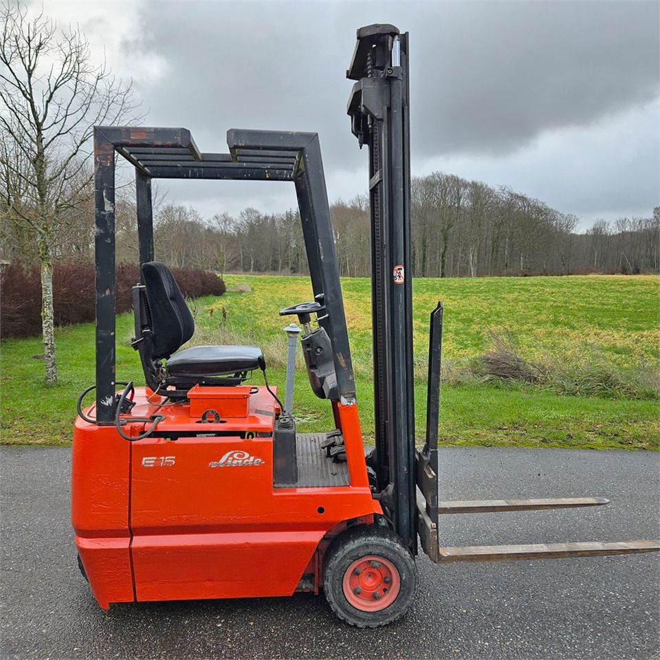 Linde E15C - Forklift: gambar 2 Linde E15C - Forklift: gambar 2