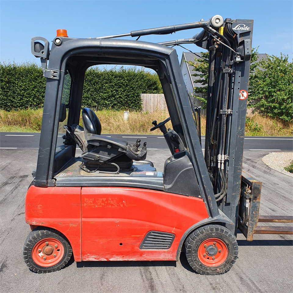 Linde H16 P-01 - Forklift: gambar 3 Linde H16 P-01 - Forklift: gambar 3