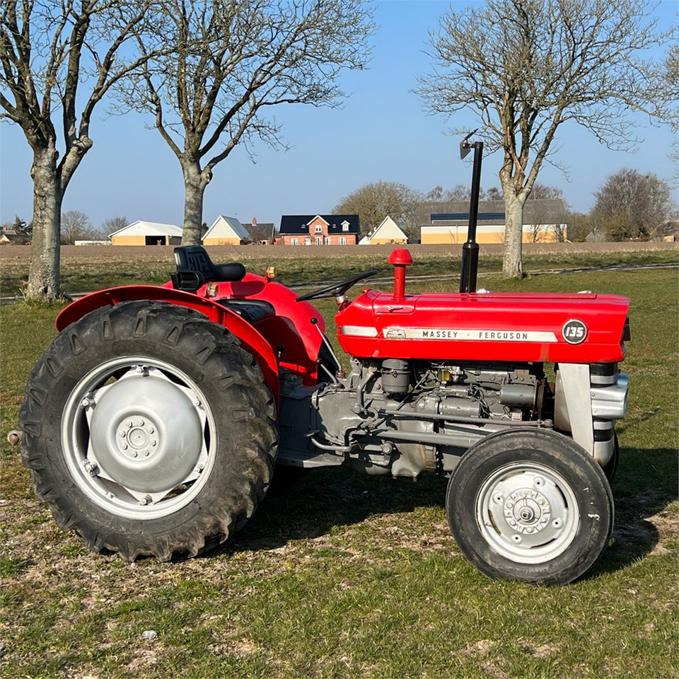 Traktor Massey Ferguson 135 Diesel: gambar 13