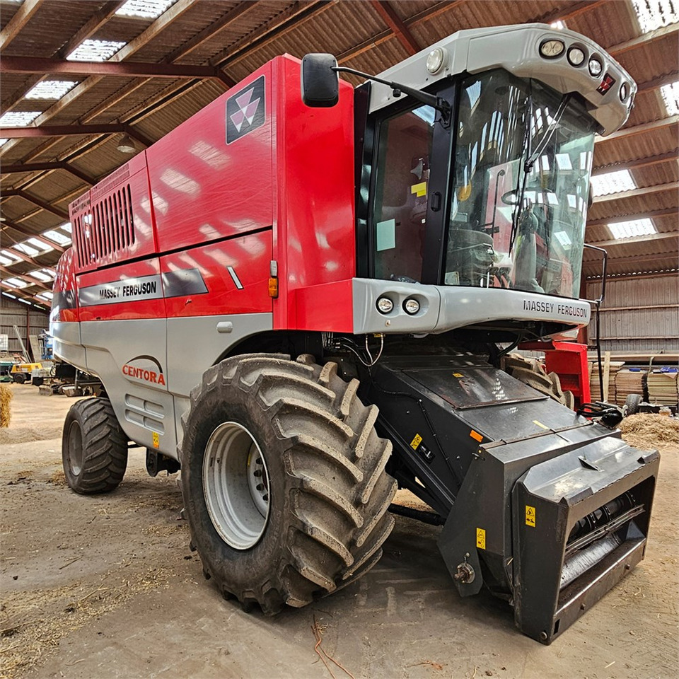 Massey Ferguson Centora 7282 - Mesin pemanen: gambar 5 Massey Ferguson Centora 7282 - Mesin pemanen: gambar 5