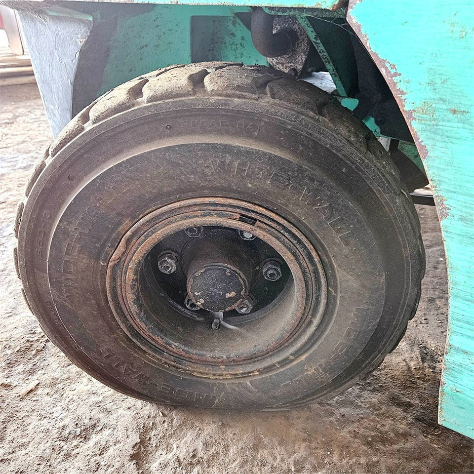 Forklift Mitsubishi FG35N: gambar 39