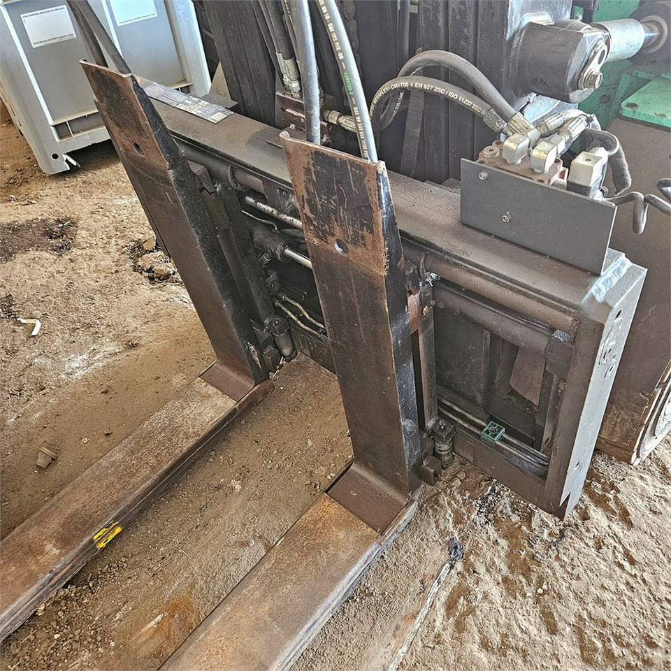 Forklift Mitsubishi FG35N: gambar 18