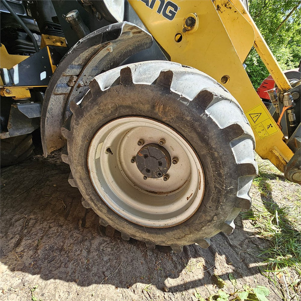 Skid steer Mustang AL406: gambar 37