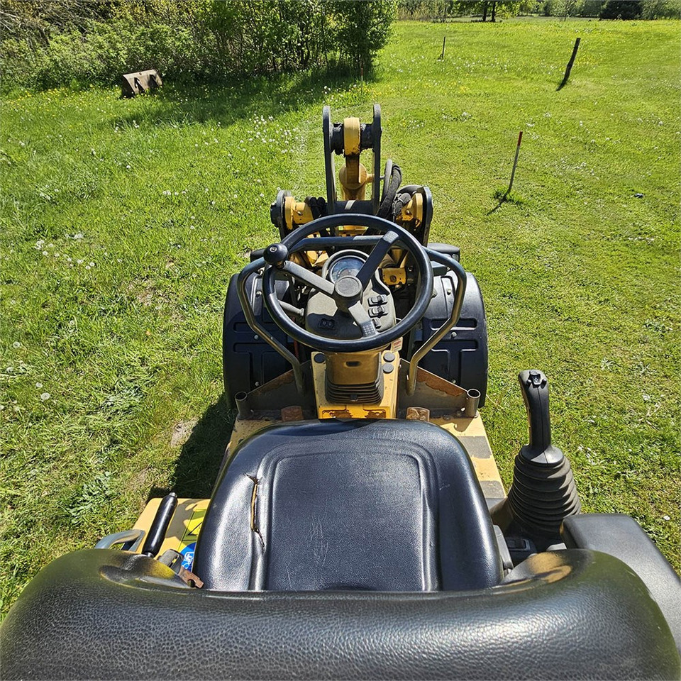 Skid steer Mustang AL406: gambar 10