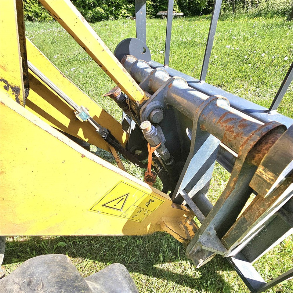 Skid steer Mustang AL406: gambar 29