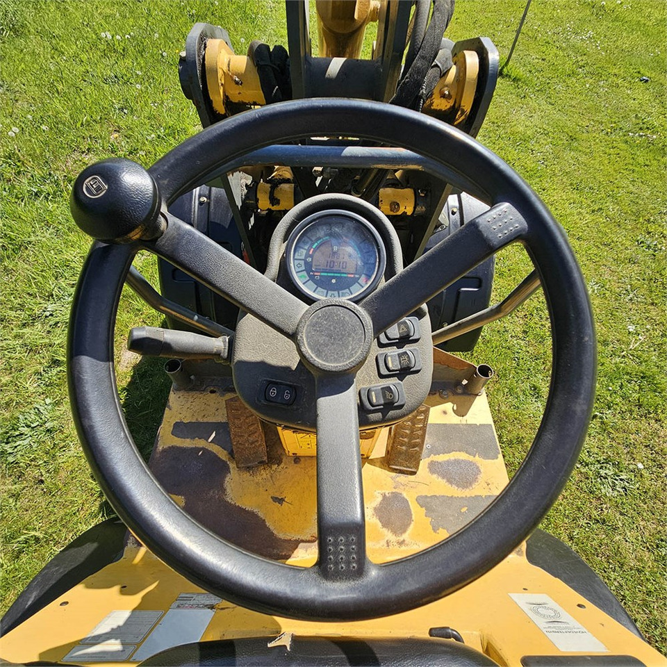 Skid steer Mustang AL406: gambar 14