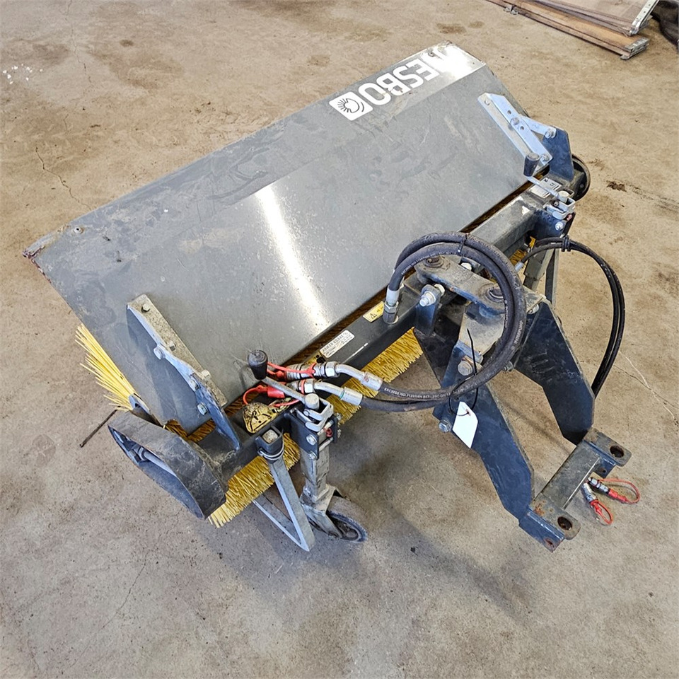 Sapu Nesbo HF 1200L5: gambar 7