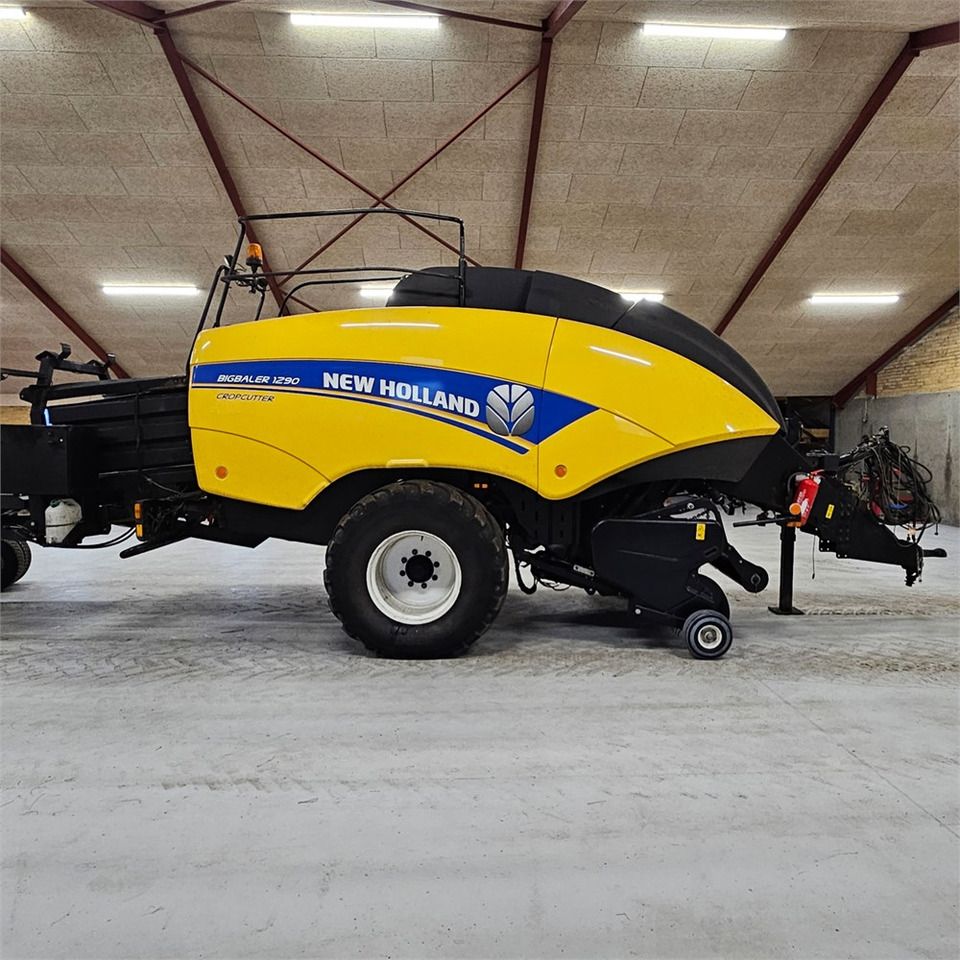 New Holland Bigbaler 1290 - Peralatan untuk pembuatan jerami: gambar 3 New Holland Bigbaler 1290 - Peralatan untuk pembuatan jerami: gambar 3