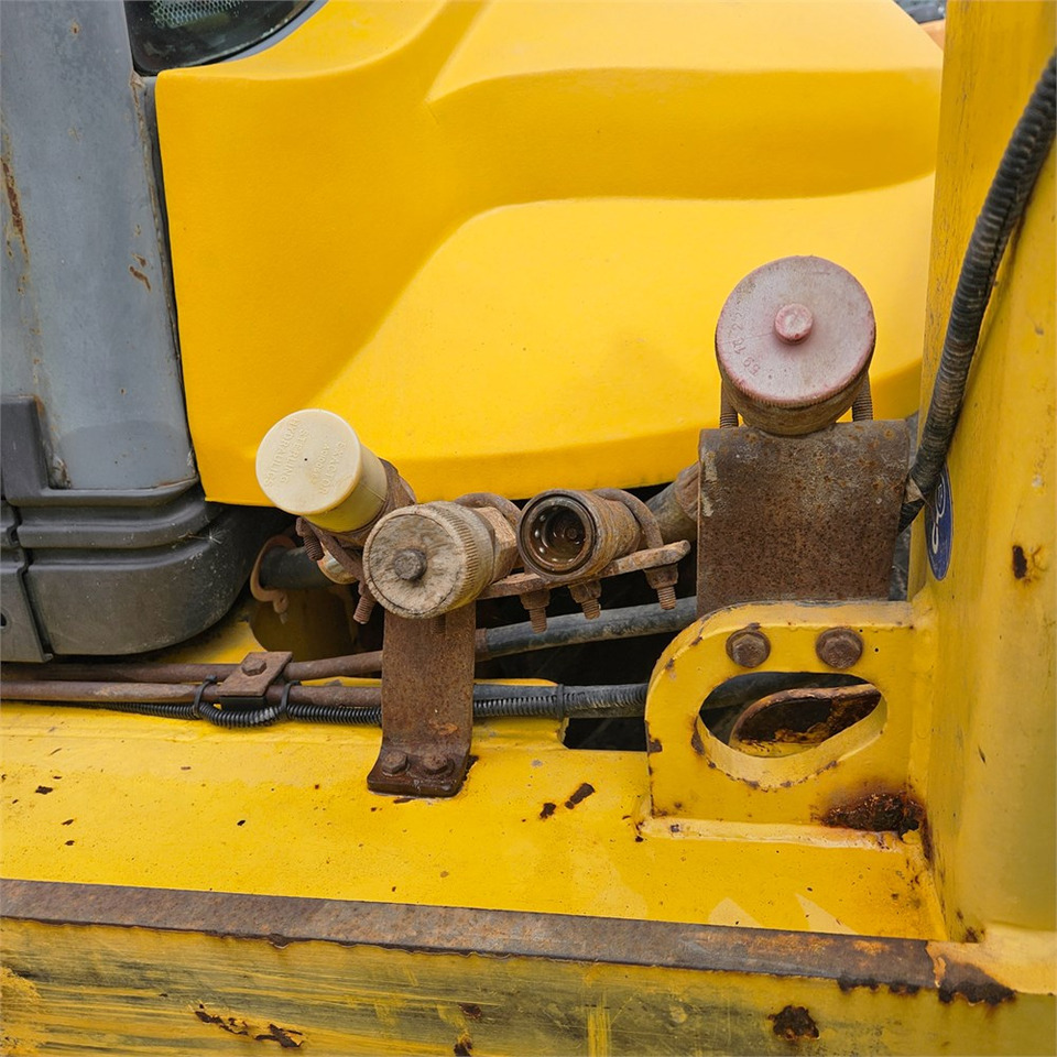 Backhoe loader New Holland LB115-4PS: gambar 49