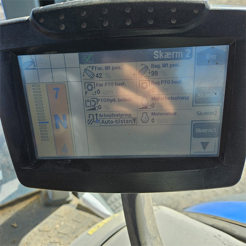 Leasing New Holland T7.235 Power Command New Holland T7.235 Power Command: gambar 17