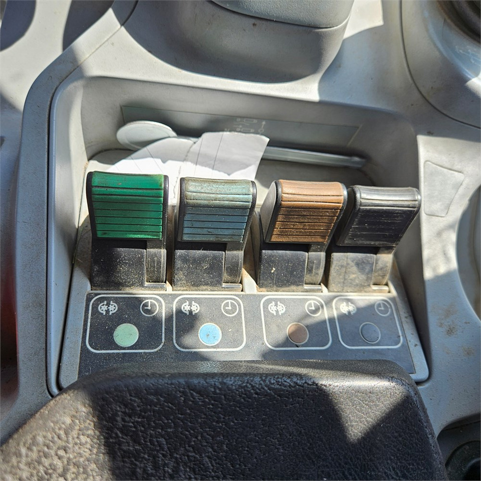 Leasing New Holland T7.235 Power Command New Holland T7.235 Power Command: gambar 14