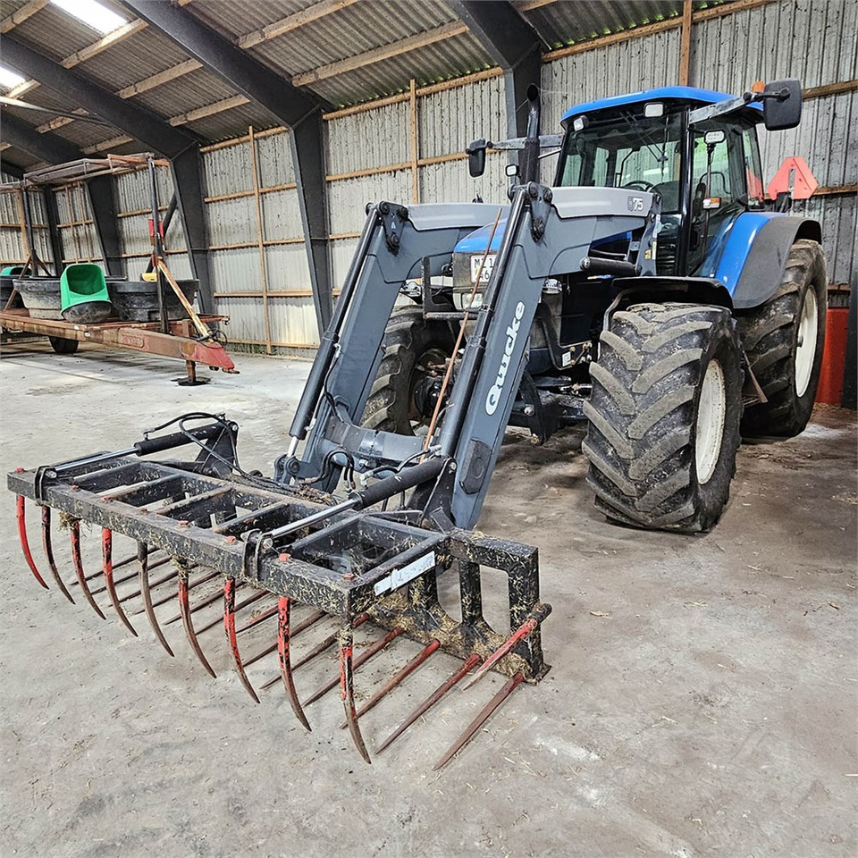New Holland TM 190 4WD - Traktor: gambar 3 New Holland TM 190 4WD - Traktor: gambar 3