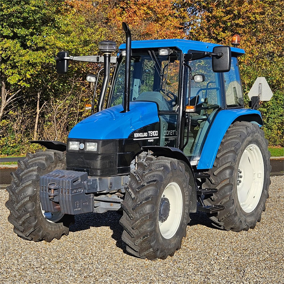 New Holland TS 100 - Traktor: gambar 2 New Holland TS 100 - Traktor: gambar 2