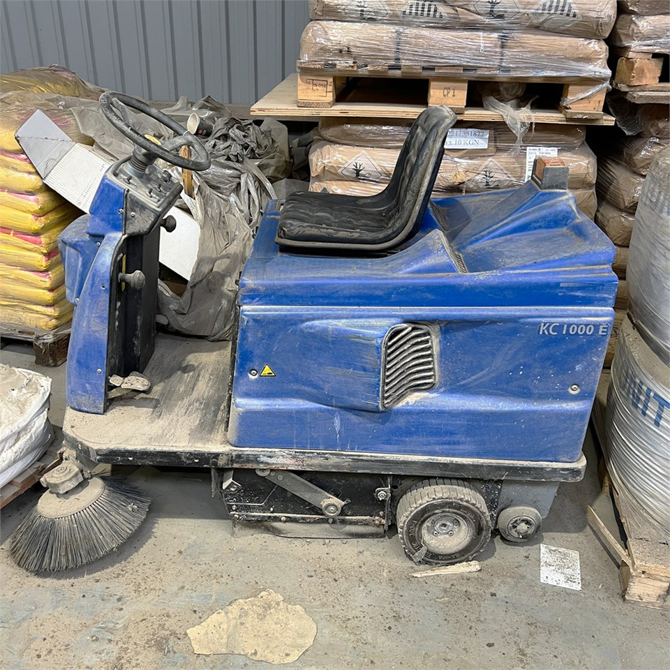 Nilfisk Alto KC1000 E - Penyapu industri: gambar 2 Nilfisk Alto KC1000 E - Penyapu industri: gambar 2