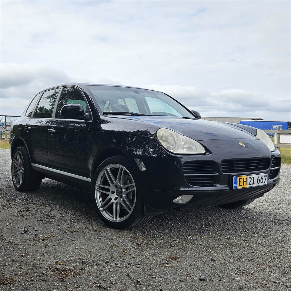 Porsche Cayenne S - Mobil SUV: gambar 1 Porsche Cayenne S - Mobil SUV: gambar 1