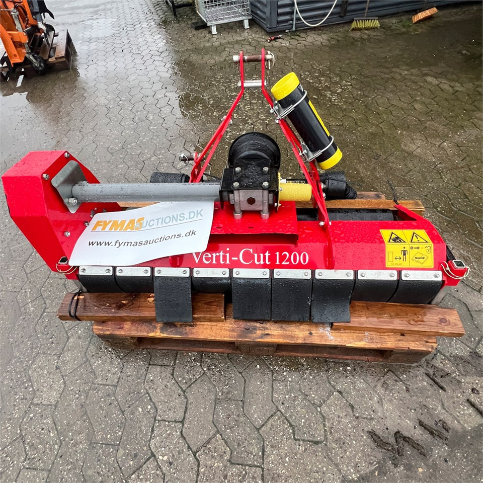 Redexim VC1200 - Mesin pemotong rumput: gambar 2 Redexim VC1200 - Mesin pemotong rumput: gambar 2