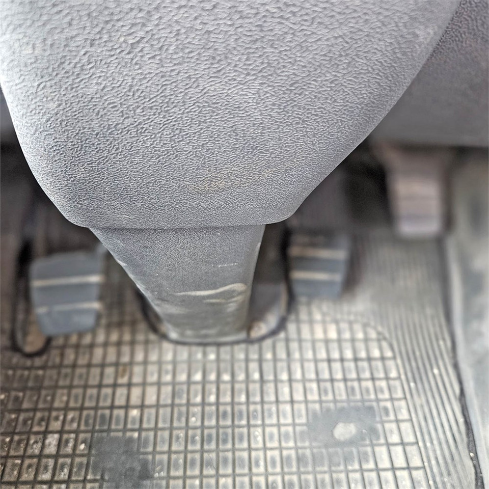 Truk pembawa sistem kabel Scania G480: gambar 21