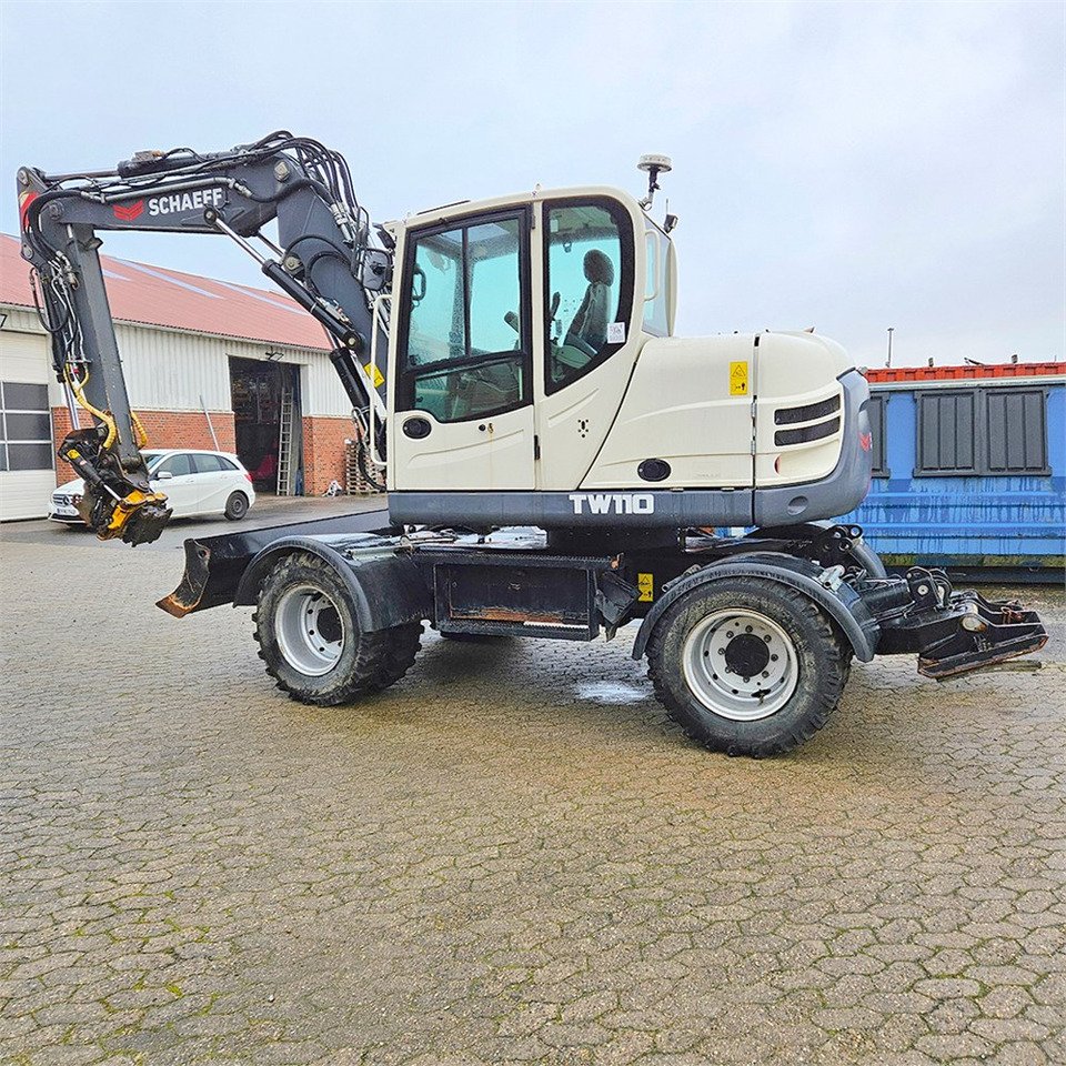 Schaeff-Terex TW110 - Ekskavator roda: gambar 2 Schaeff-Terex TW110 - Ekskavator roda: gambar 2