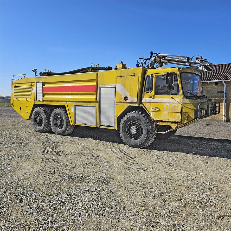 Schammel Nubian 6x6 - Truk pemadam kebakaran: gambar 1 Schammel Nubian 6x6 - Truk pemadam kebakaran: gambar 1