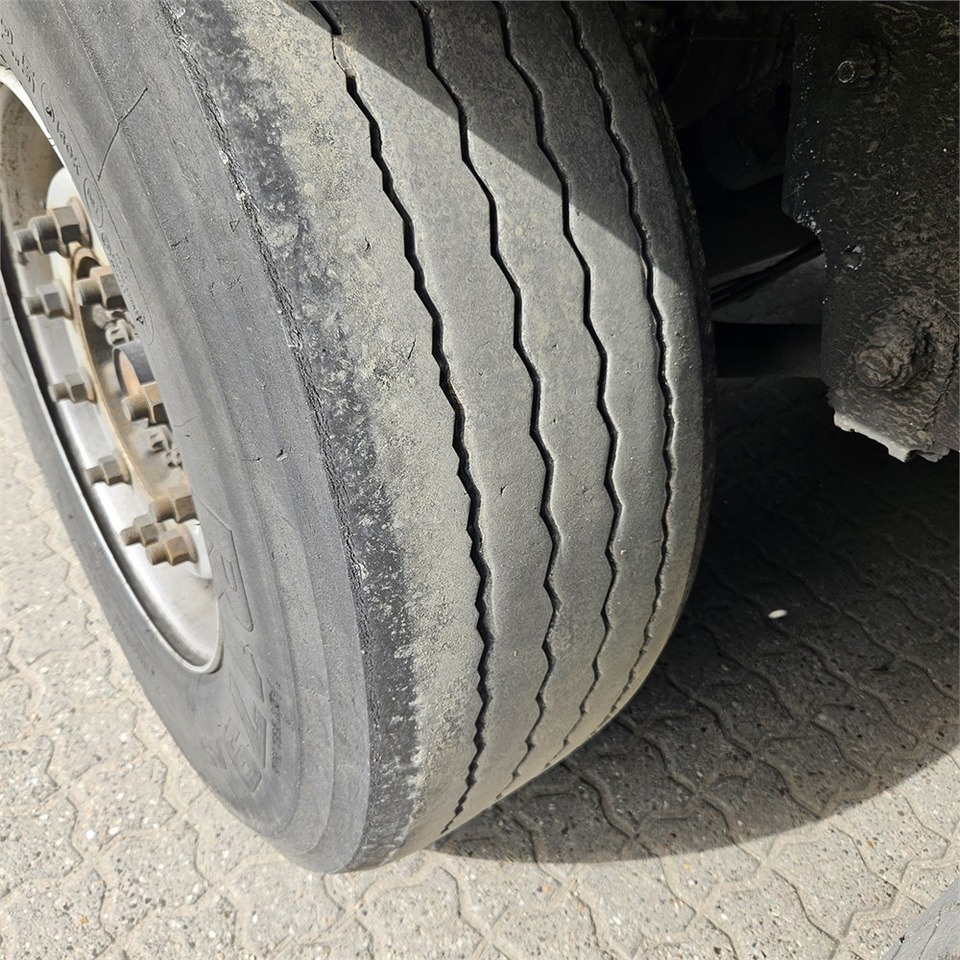Semi-trailer berpendingin Schmitz Køle Trailer: gambar 28