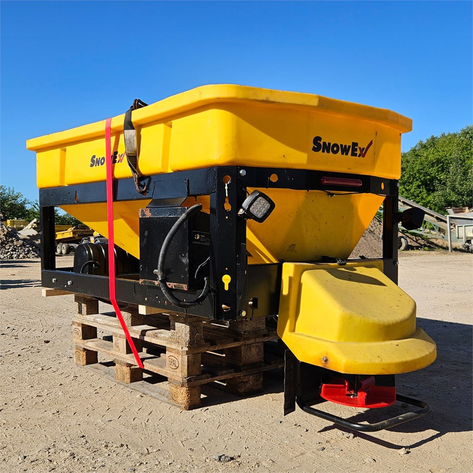 SnowEX V-Maxx 8500 - Penyebar pasir/ Garam: gambar 5 SnowEX V-Maxx 8500 - Penyebar pasir/ Garam: gambar 5