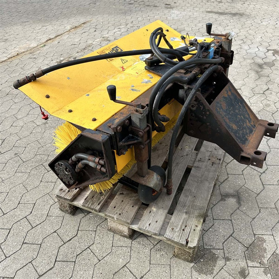 Stenballe HF 1300 LF - Sapu: gambar 5 Stenballe HF 1300 LF - Sapu: gambar 5
