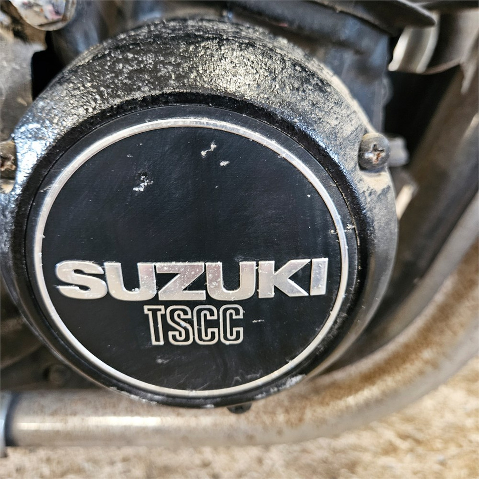 Sepeda motor Suzuki GSX 1100 ES: gambar 19
