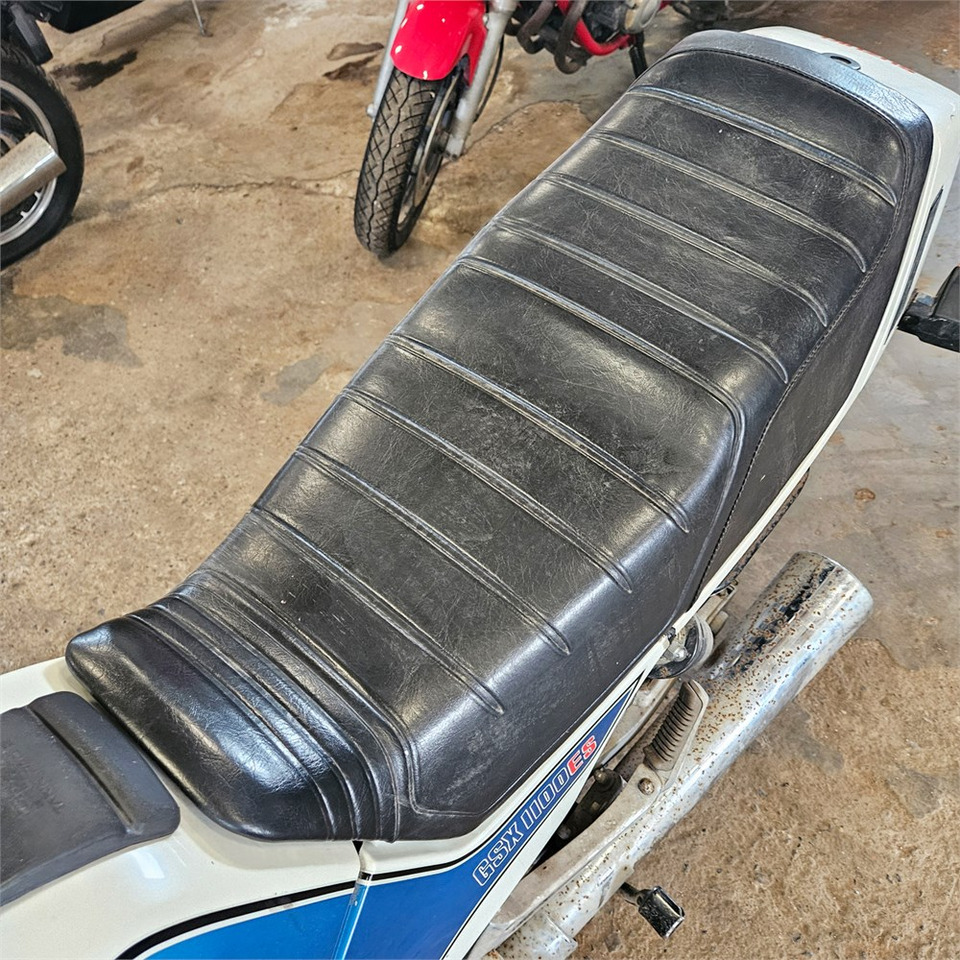 Sepeda motor Suzuki GSX 1100 ES: gambar 10
