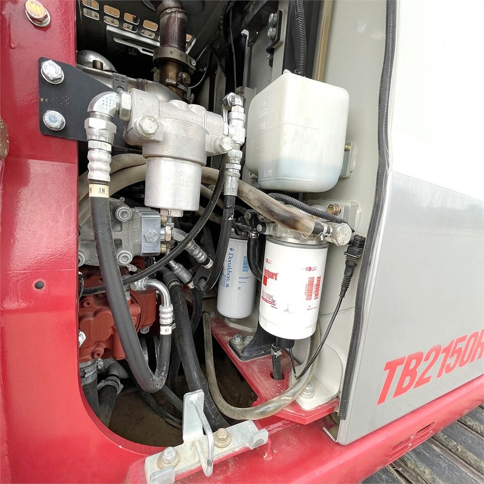 Ekskavator perayap Takeuchi TB 2150 R: gambar 45