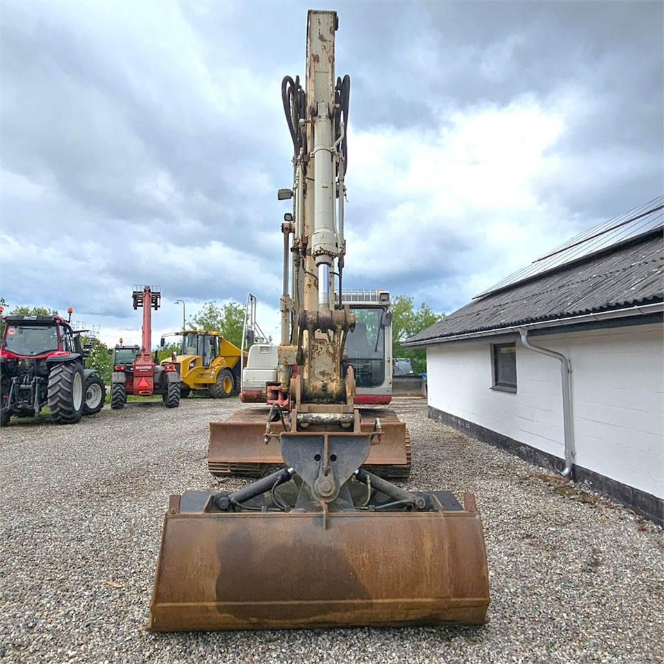 Ekskavator perayap Takeuchi TB1140: gambar 7