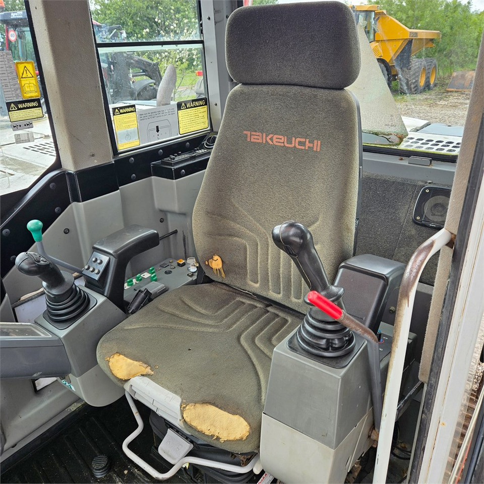 Ekskavator perayap Takeuchi TB1140: gambar 10