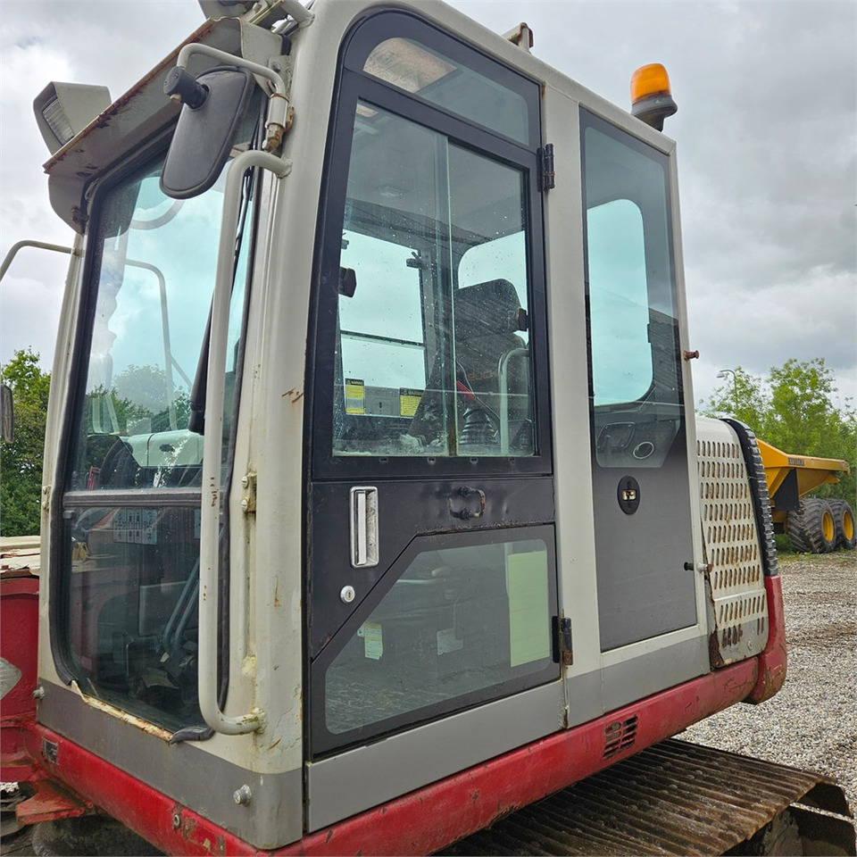 Ekskavator perayap Takeuchi TB1140: gambar 9