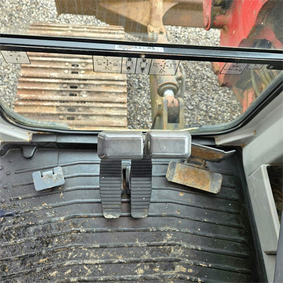 Ekskavator perayap Takeuchi TB1140: gambar 14