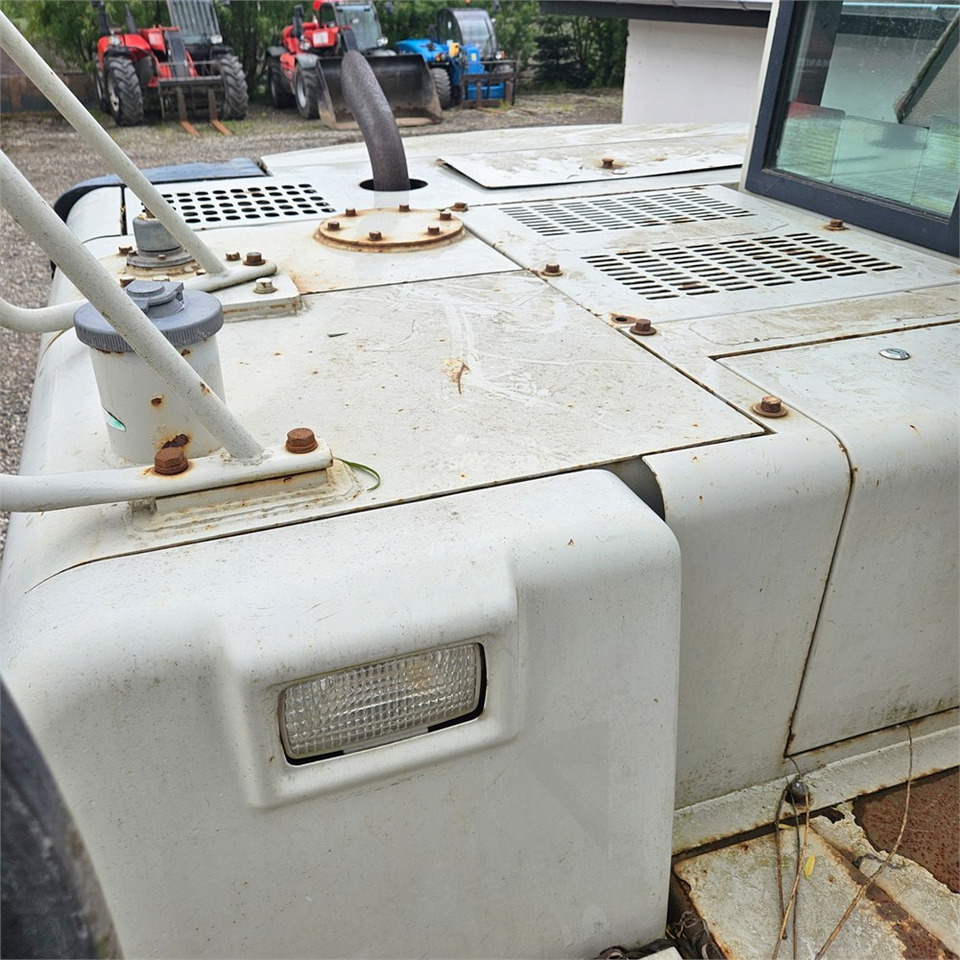 Ekskavator perayap Takeuchi TB1140: gambar 24