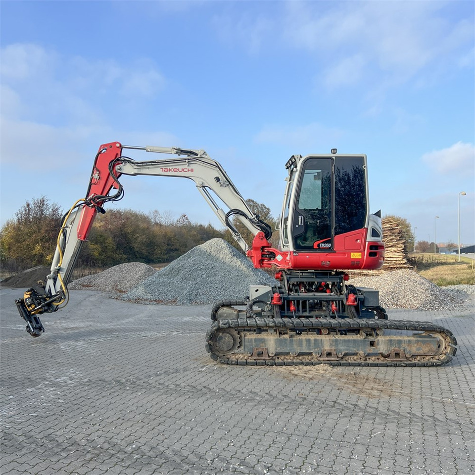 Takeuchi TB260 Levelizer - Ekskavator mini: gambar 5 Takeuchi TB260 Levelizer - Ekskavator mini: gambar 5