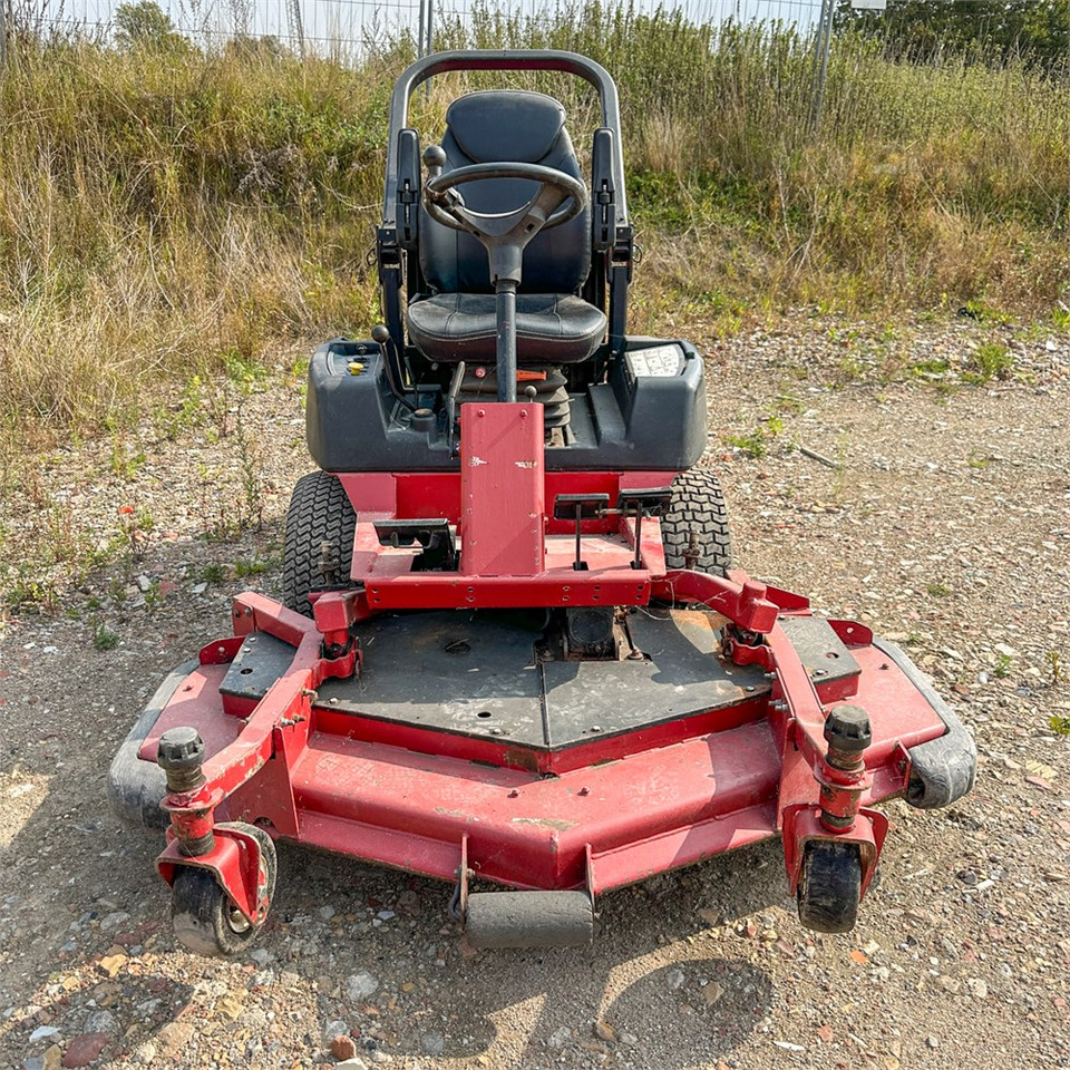 Toro Groundsmaster 3280 D - Mesin pemotong rumput: gambar 2 Toro Groundsmaster 3280 D - Mesin pemotong rumput: gambar 2
