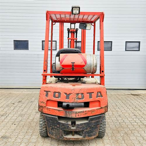 Toyota 42-4FG15 - Forklift: gambar 5 Toyota 42-4FG15 - Forklift: gambar 5