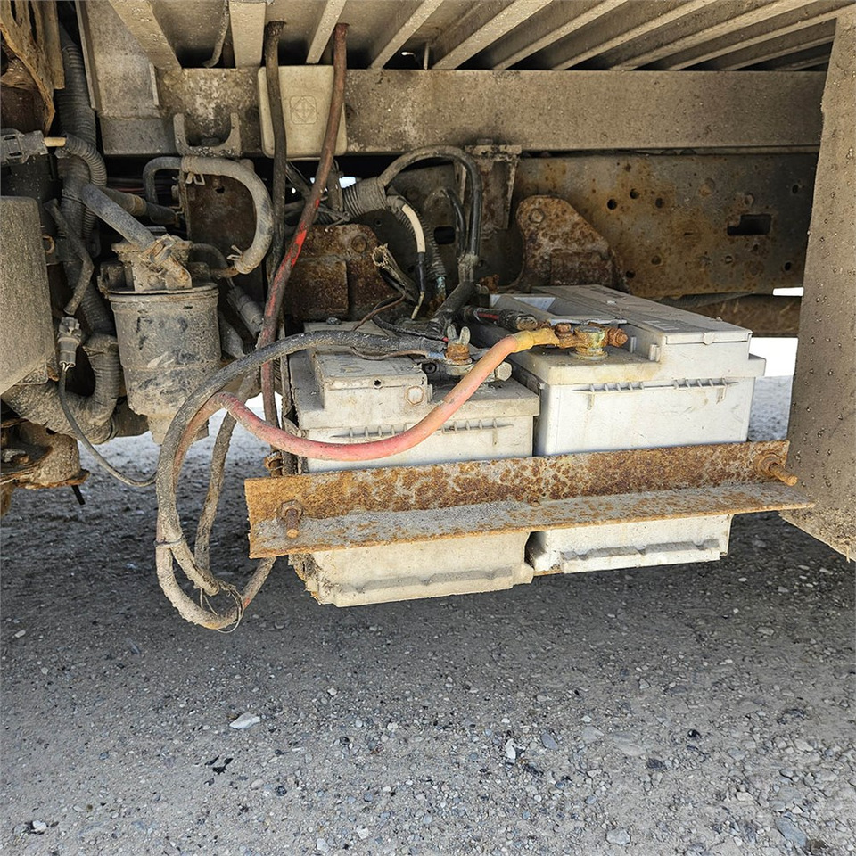 Truk flatbed Toyota Dyna: gambar 23