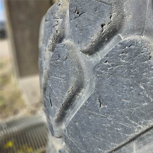 Ban untuk Peralatan konstruksi Triangel TB516: gambar 14 Ban untuk Peralatan konstruksi Triangel TB516: gambar 14