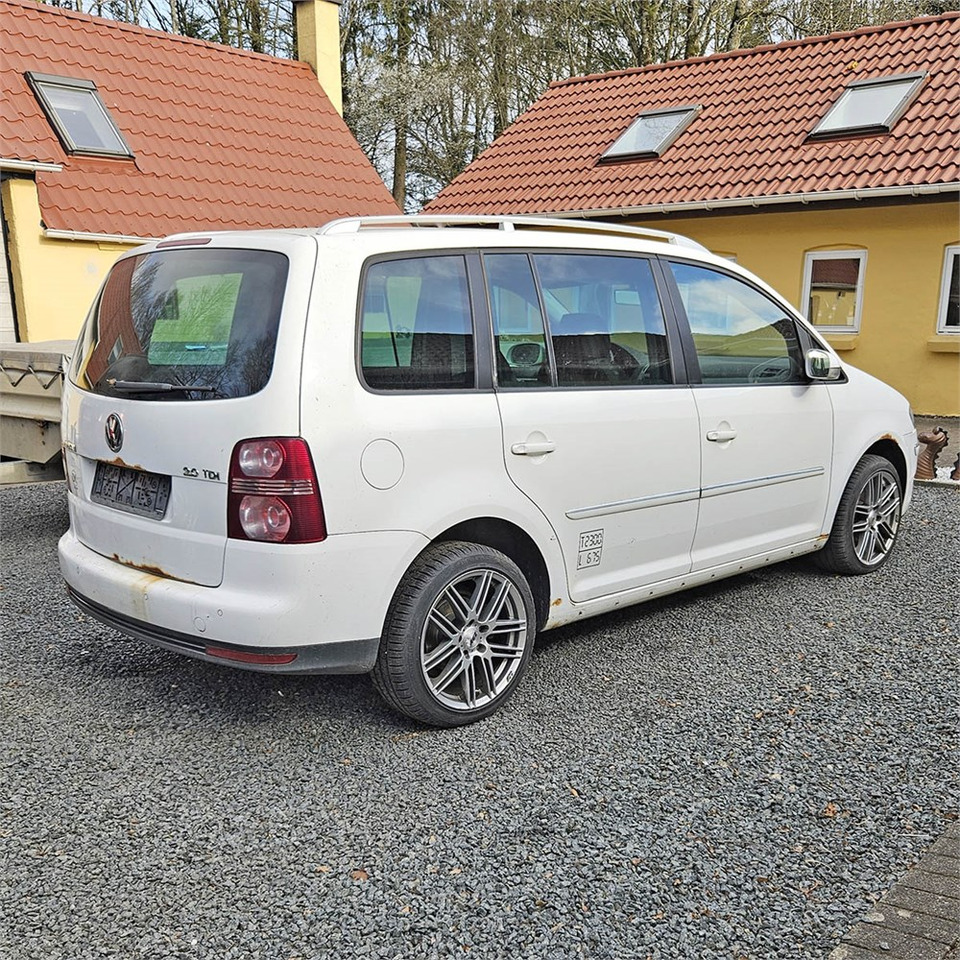 VW Touran Van 2,0 tdi automatisk - Mobil: gambar 3 VW Touran Van 2,0 tdi automatisk - Mobil: gambar 3