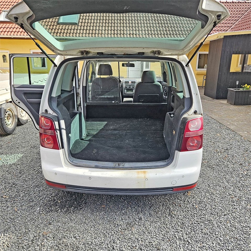 VW Touran Van 2,0 tdi automatisk - Mobil: gambar 5 VW Touran Van 2,0 tdi automatisk - Mobil: gambar 5
