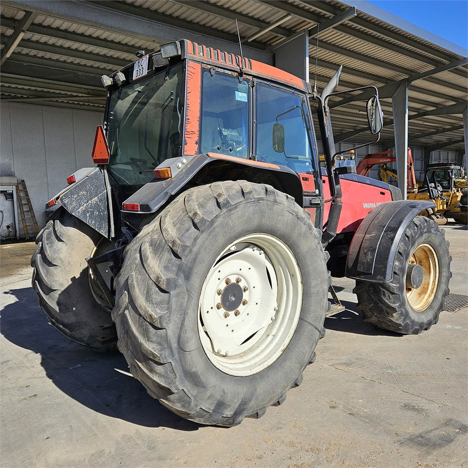 Valmet Valtra 8450 - Traktor: gambar 5 Valmet Valtra 8450 - Traktor: gambar 5