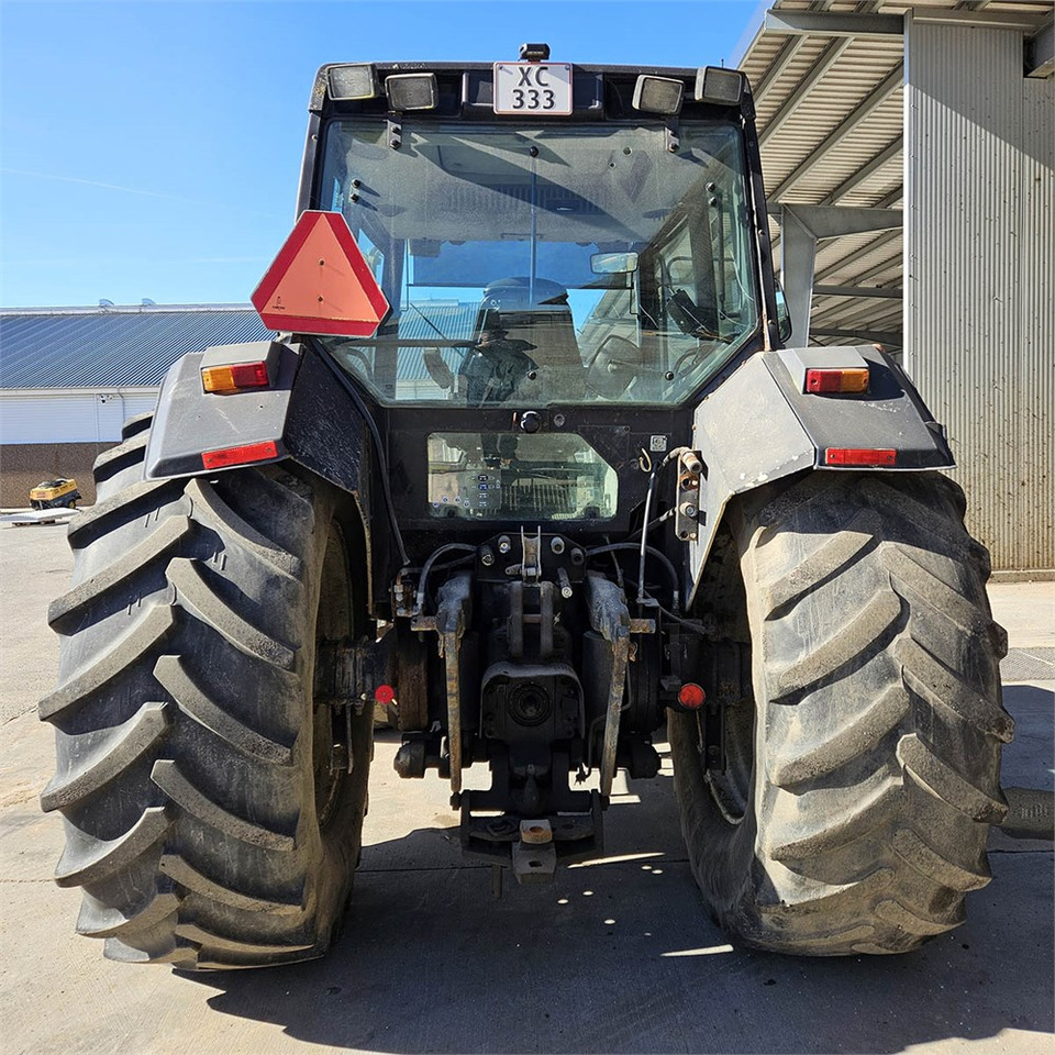 Valmet Valtra 8450 - Traktor: gambar 4 Valmet Valtra 8450 - Traktor: gambar 4