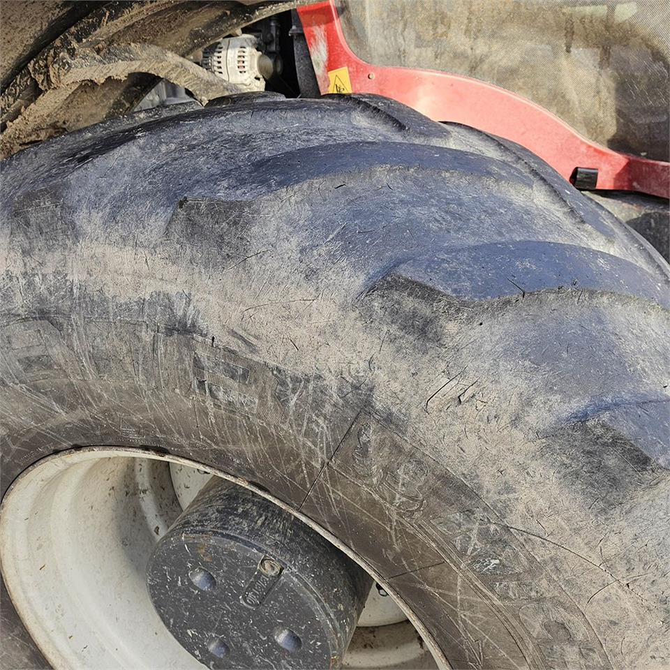 Traktor Valtra S322: gambar 35