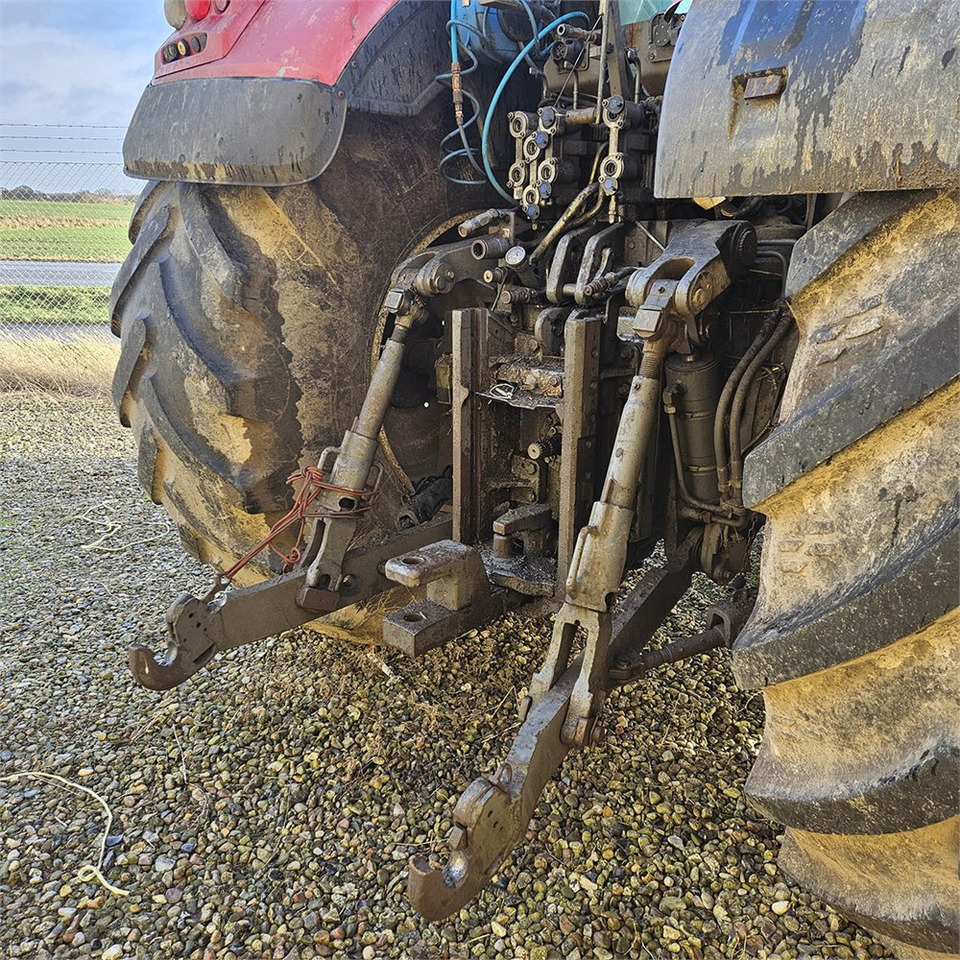 Traktor Valtra S322: gambar 11