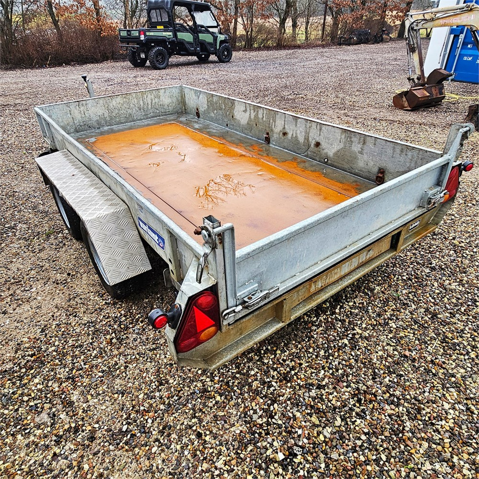 Variant 3015mt - Trailer mobil: gambar 4 Variant 3015mt - Trailer mobil: gambar 4