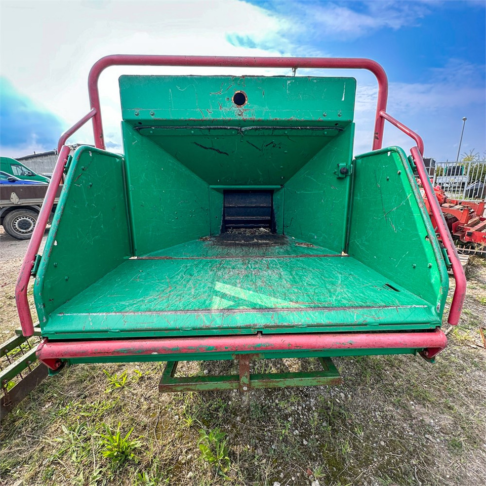 Vermeer BC1000 XL - Pemotong kayu: gambar 4 Vermeer BC1000 XL - Pemotong kayu: gambar 4